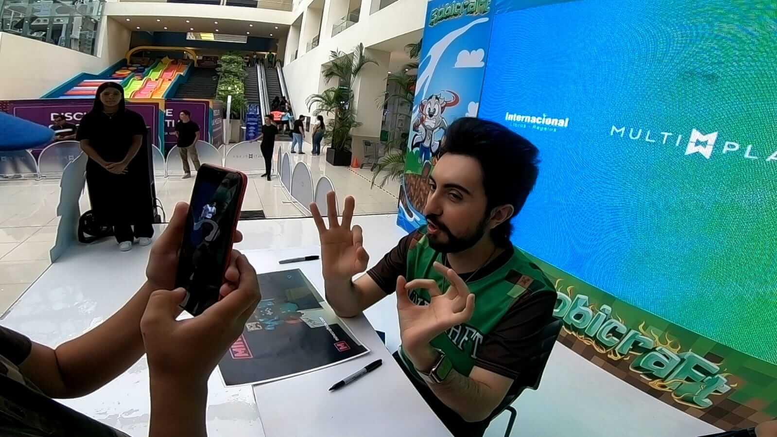 Bobicraft dice que es una buena pagina Minecraftico